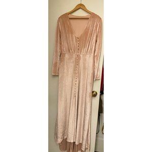 Long Sleeve Velvet Dress (Blush)